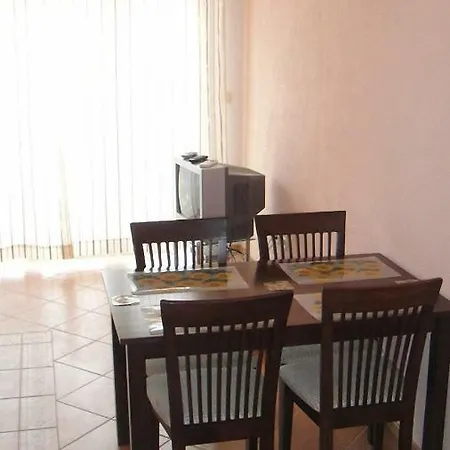 Apartment Holiday 193535 Trogir
